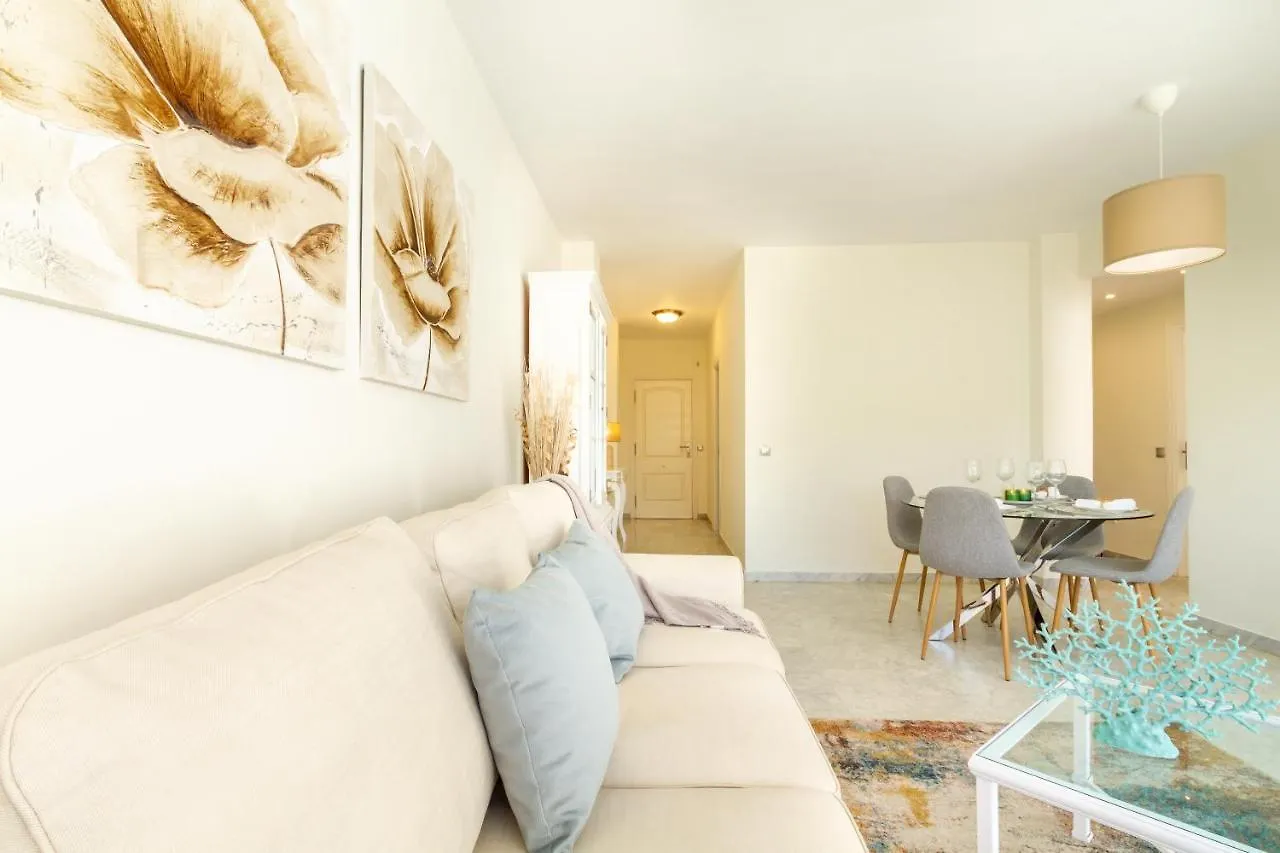 Marbella Banus Suites - Banus Playa Rocio Beachside Complex 0*,  Spain