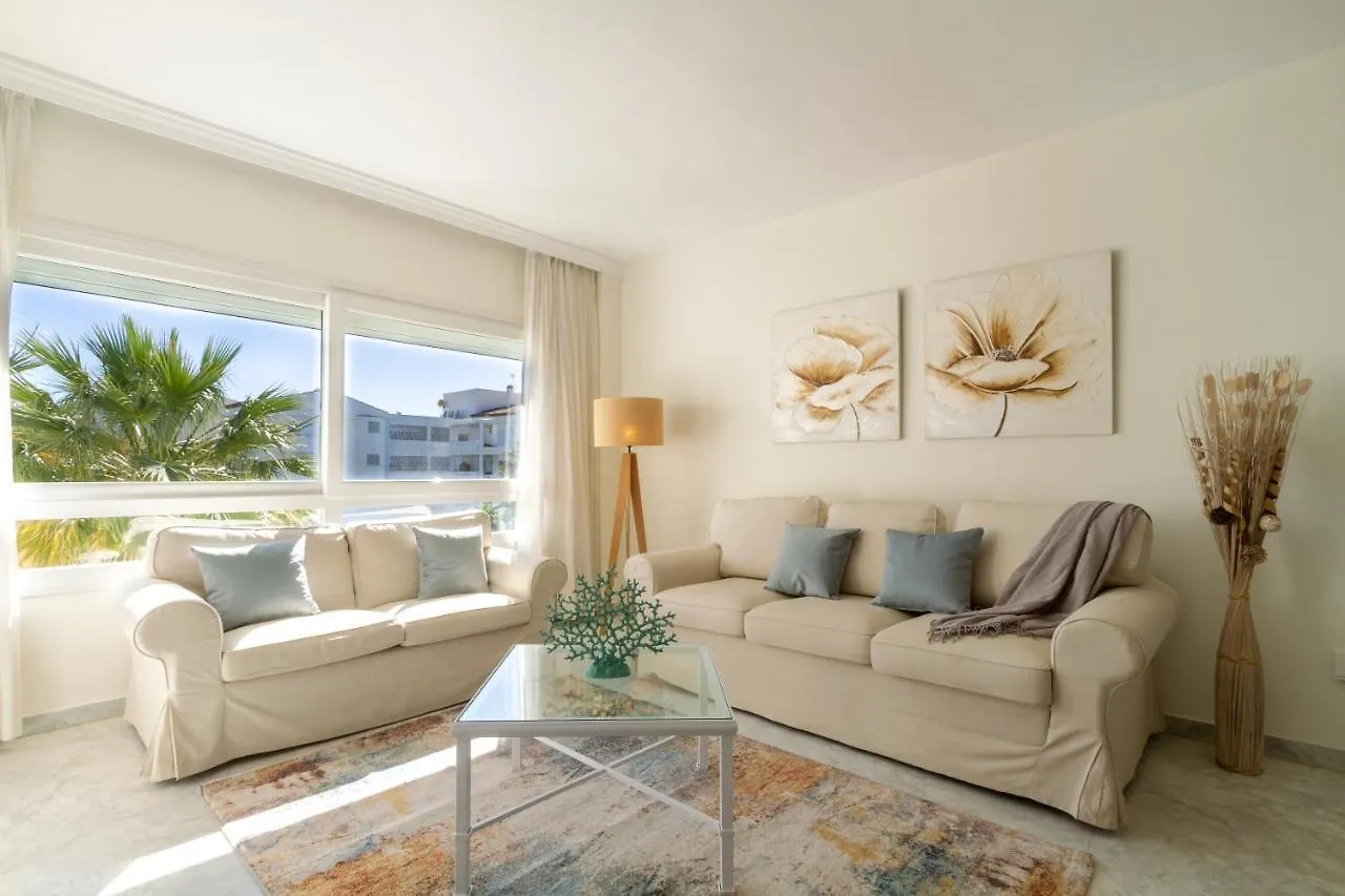 Marbella Banus Suites - Banus Playa Rocio Beachside Complex 0*,