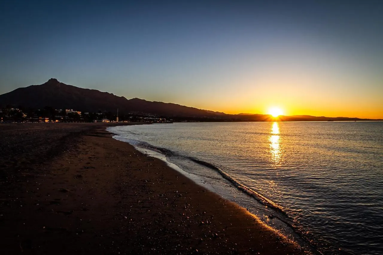 Marbella Banus Suites - Banus Playa Rocio Beachside Complex