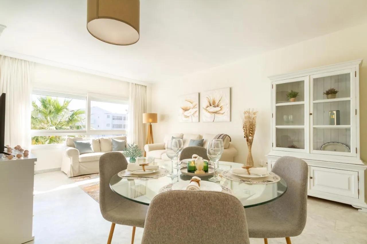 Marbella Banus Suites - Banus Playa Rocio Beachside Complex 0*,  Spain