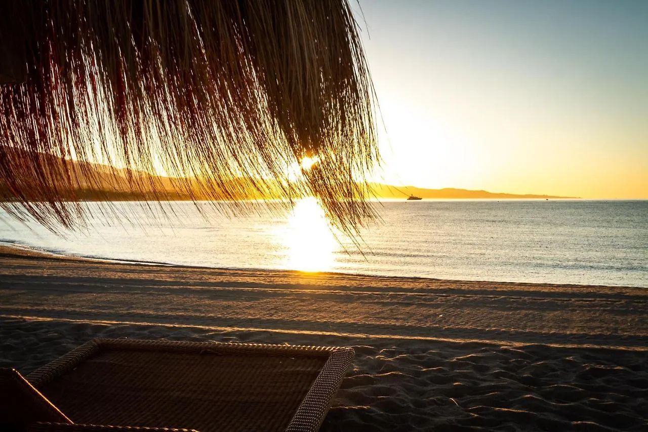 Marbella Banus Suites - Banus Playa Rocio Beachside Complex 0*,