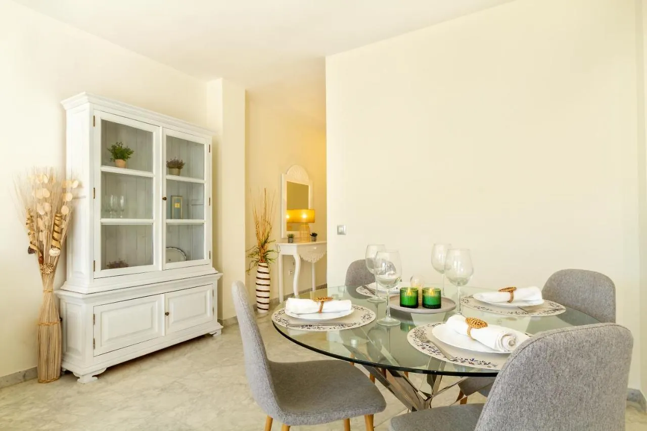 Marbella Banus Suites - Banus Playa Rocio Beachside Complex 0*,  Spain