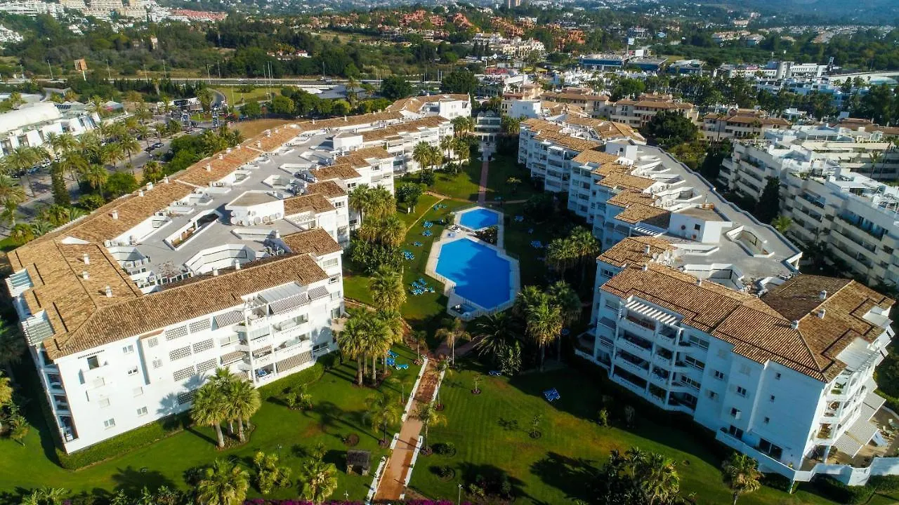 Marbella Banus Suites - Banus Playa Rocio Beachside Complex 0*,