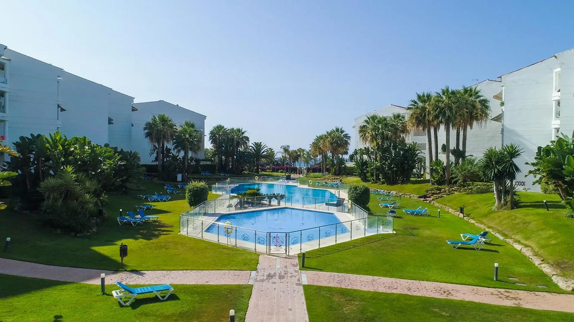 Marbella Banus Suites - Banus Playa Rocio Beachside Complex Spain